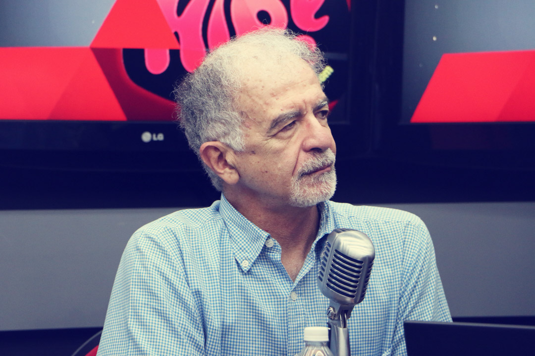 La daga en el corazón y El sol también es una estrella Cine Estamos Al Aire La daga en el corazón y El sol también es una estrella Cine Estamos Al Aire