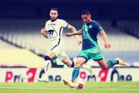 Salvador Reyes contra Pumas