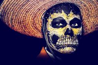 Ofrenda encarnada de Coteatro del CCU