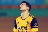 Después de su lesión en el cráneo, Raúl Jiménez continúa con su recuperación