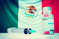 Etapas de la estrategia de vacunación contra COVID-19