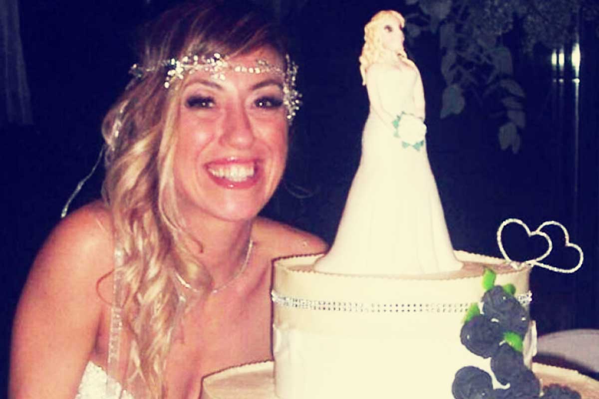 Mujer se casa con ella misma, ¡Viva el amor propio!