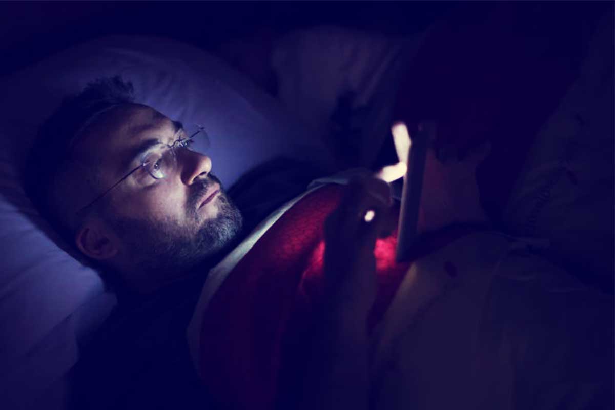 Consejos para aliviar la vista cansada tras el uso de tantas pantallas