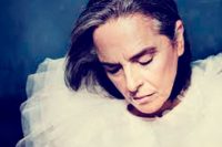 Entrevista a Cecilia Toussaint por su nuevo sencillo "Mientes"