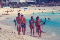 Estudiantes de Puebla se contagian de COVID en viaje de graduación