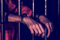 Hombre prefiere ir a prisión que el arresto domiciliario