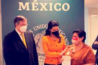 Se entregó el primer pasaporte electrónico