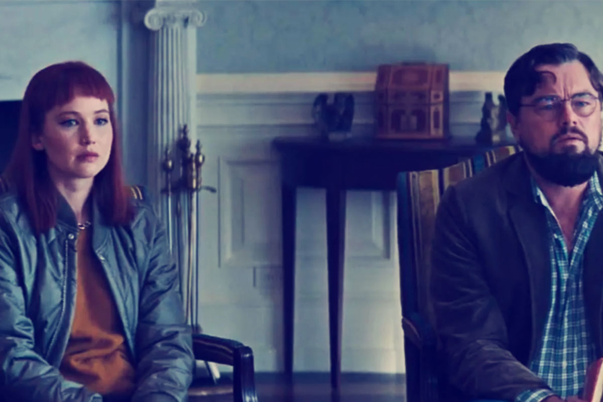 No mires arriba, comedia satírica en Netflix