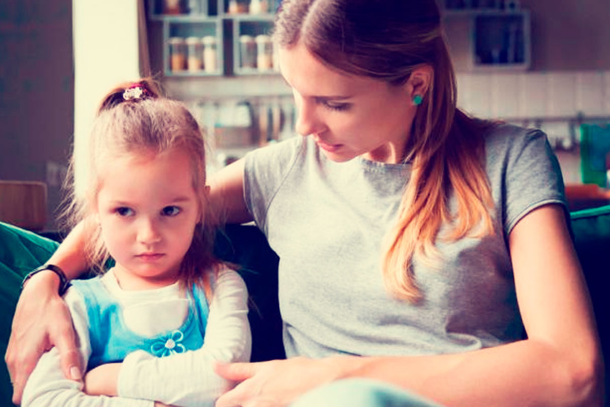 ¿Cómo puedo evitar el bullying escolar desde casa?