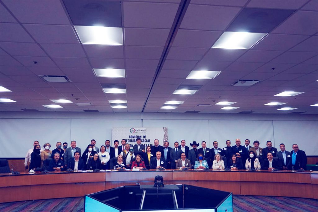 Diputados pueden hacer historia si apoyan a IES y a trabajadores universitarios: ASPABUAP