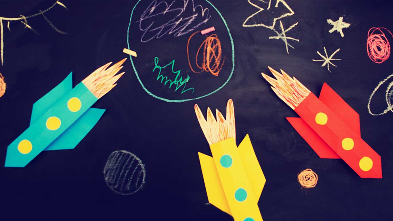 Del Aula al Universo para niñas y jóvenes