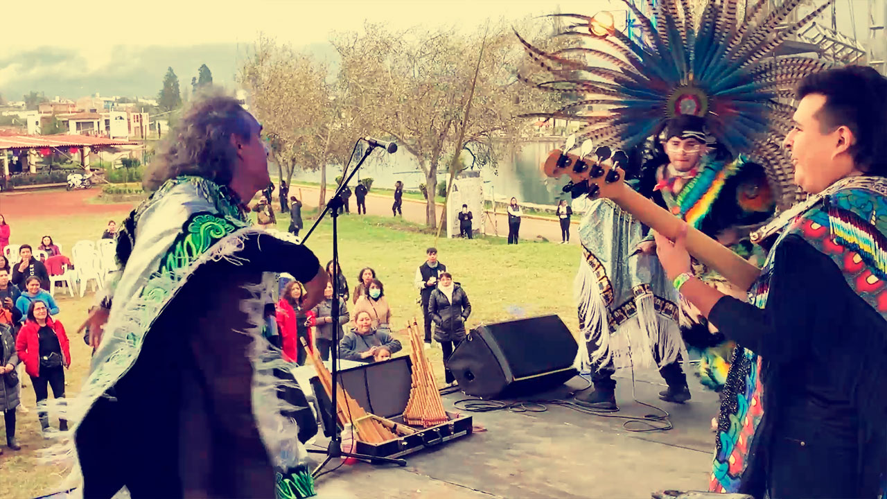 Charlando con Los Askis