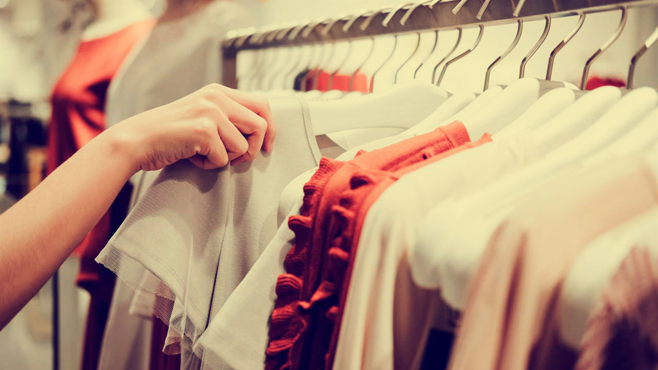 ¿Lavas la ropa después de comprarla? 