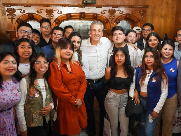 Pepe Chedraui hace equipo con las y los jóvenes por la Puebla del Futuro