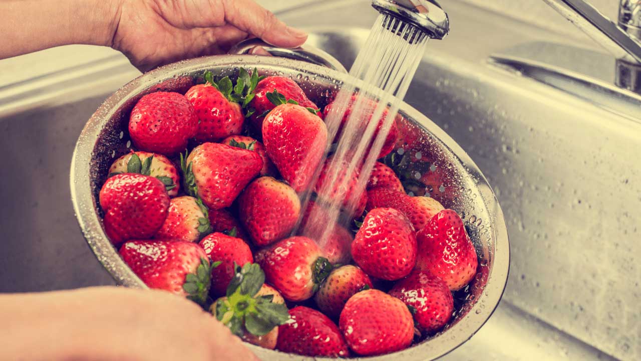 Precauciones Alimenticias para Prevenir Enfermedades Gastrointestinales en Temporada de Calor