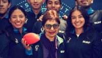 La Rectora de la BUAP entrega uniformes a los deportistas para la Universiada Regional 2024