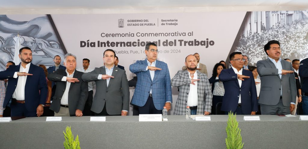 El titular del Ejecutivo estatal presidió la Ceremonia Conmemorativa al Día Internacional del Trabajo