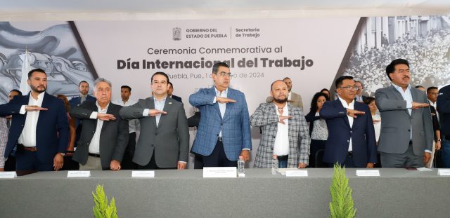 El titular del Ejecutivo estatal presidió la Ceremonia Conmemorativa al Día Internacional del Trabajo