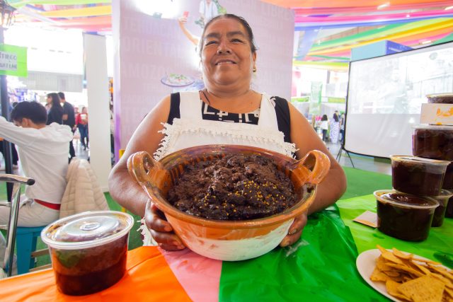 Impulsa Feria de Puebla artesanías, música y danza tradicionales