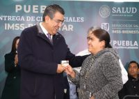 Inicia Sergio Salomón entrega de credenciales del programa IMSS BIENESTAR