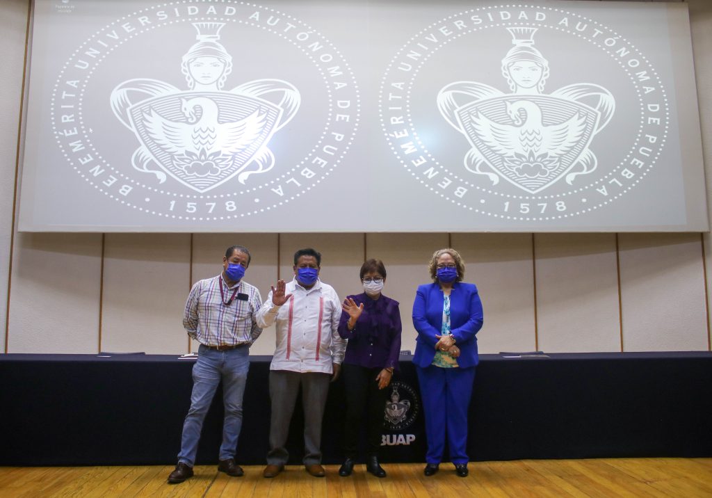 Impulsan gobierno estatal y BUAP formación con enfoque de derechos indígenas