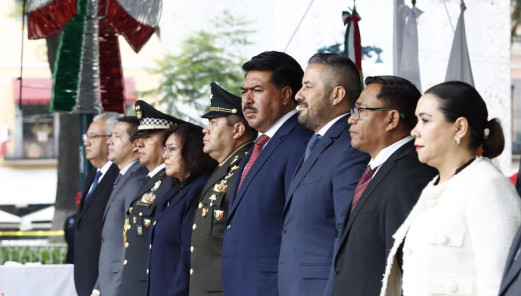 Con colocación del Bando Solemne, Fiestas Patrias inician en Puebla