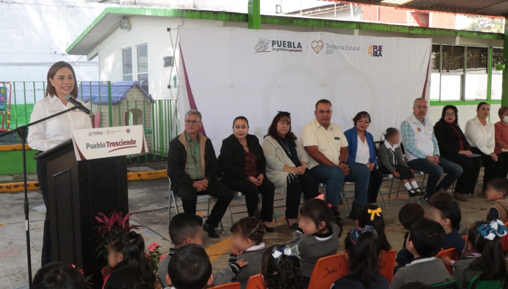 Inaugura Gaby Bonilla desayunador escolar en San Baltazar Campeche