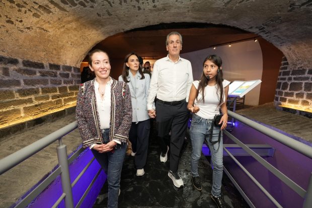 Pepe Chedraui recorrió el Puente de Bubas y el Pasaje Sitio Histórico 5 de Mayo