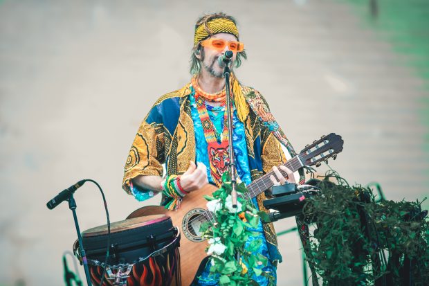 Crystal Fighters en el Corona Capital 2024