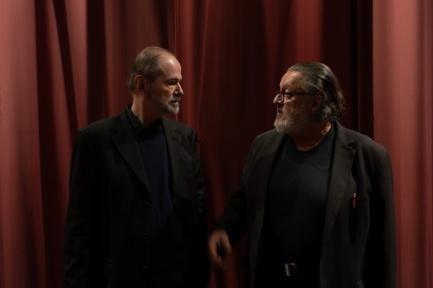 Juan Villoro y Jorge Fernández en el XV Aniversario de Estamos Al Aire