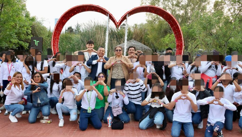 Más de 15 mil personas han disfrutado el Festival del Amor en el Jardín del Arte