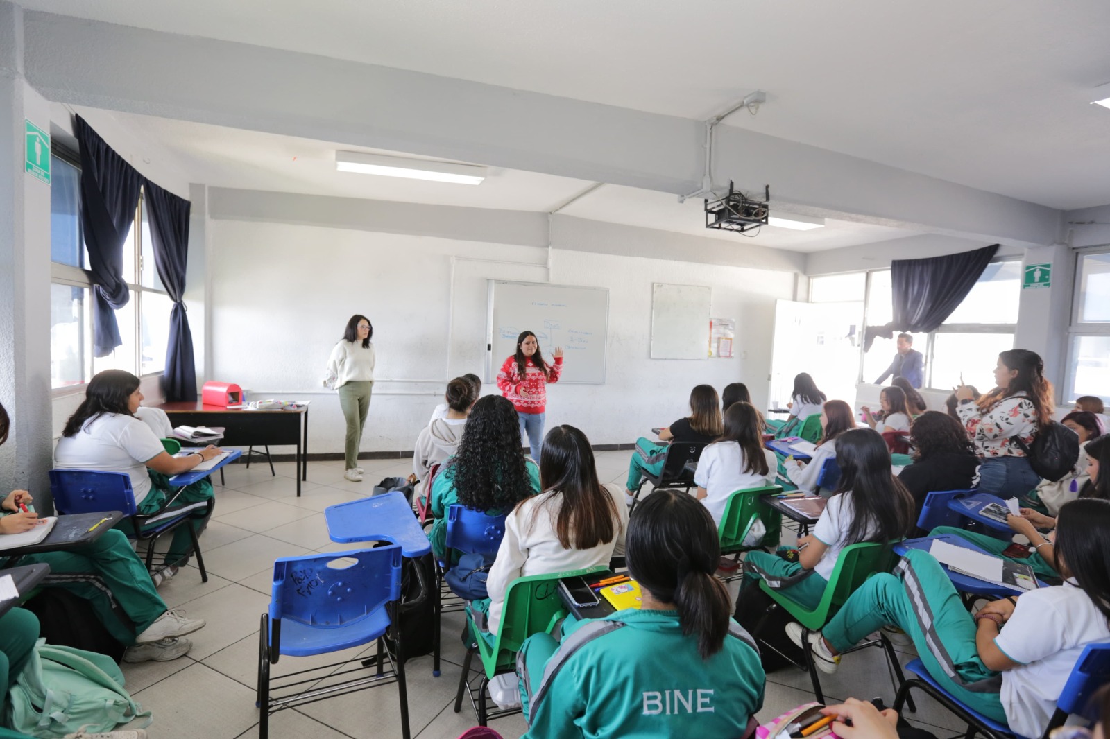 IMPULSA SMDIF ACTIVIDADES EN BENEFICIO DE LAS Y LOS POBLANOS