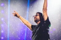 Luis R. Conriquez en el Resuena Dos Equis 2025. Foto: Ludwin Cuevas