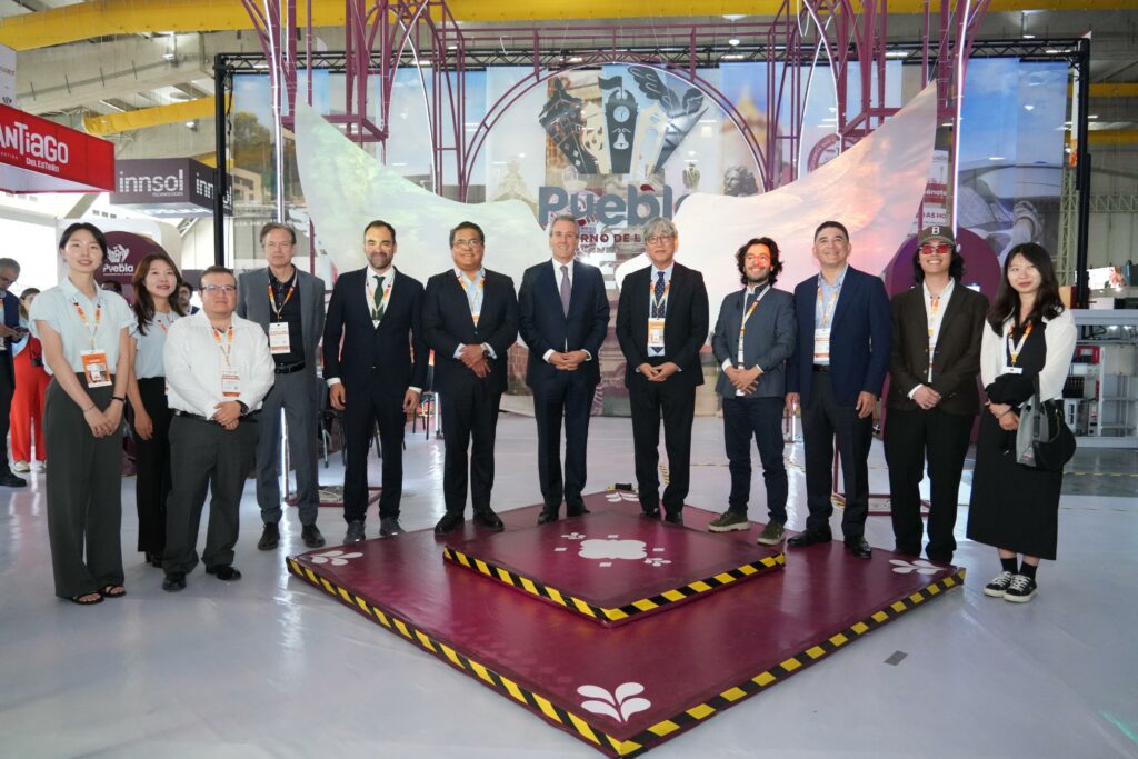 Pepe Chedraui comparte su visión de ciudad inteligente con expertos de Smart City