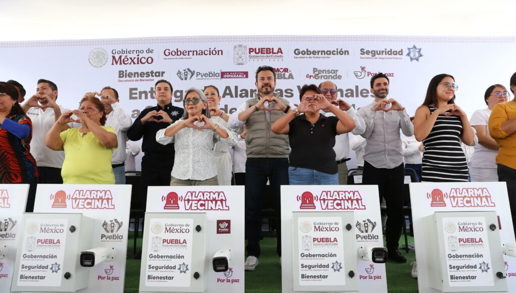 En Puebla se construye paz y confianza con cuarta entrega de alarmas vecinales