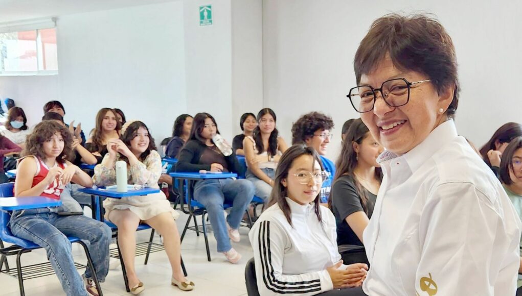 Lilia Cedillo propone mayor reconocimiento a docentes BUAP