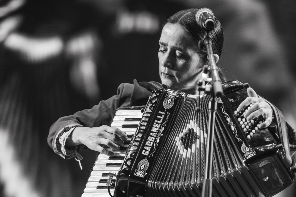 Julieta Venegas en el Tecate Comuna 2025. Foto: Ludwin Cuevas