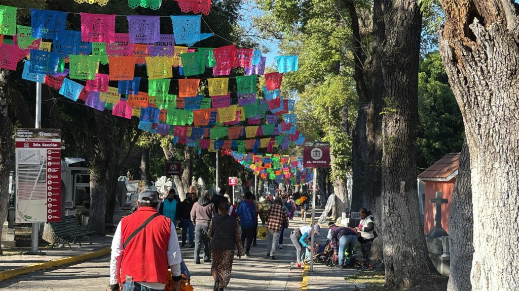 Más de 120 mil personas visitaron el Panteón Municipal en Puebla