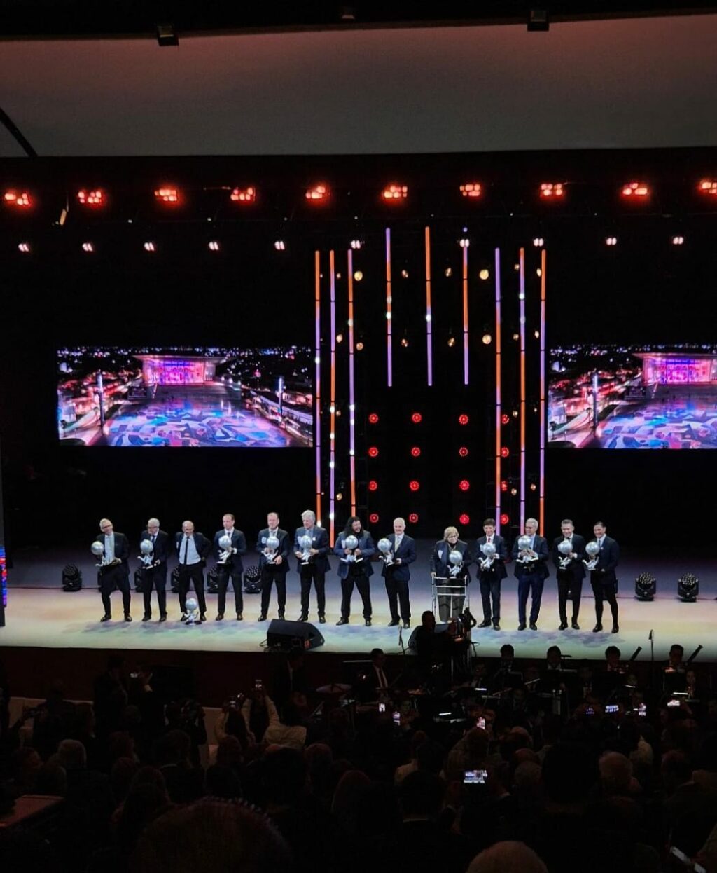 Leyendas del futbol brillan en el Salón de la Fama 2025
