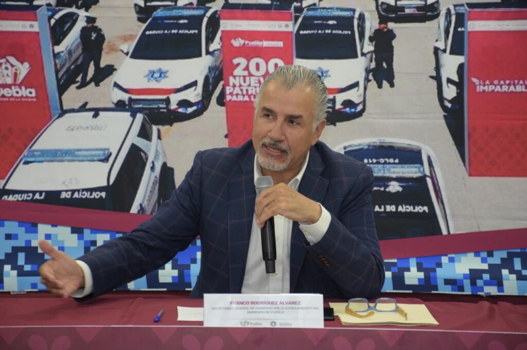 espacios regulados para venta navideña en Puebla