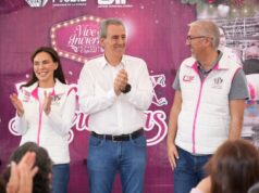 Disfrutaron familias de Villa Frontera y La María Posadas Navideñas con MariElise Budib y Pepe Chedraui Familias de Villa Frontera y La María celebran Posadas Navideñas con MariElise Budib y Pepe Chedraui