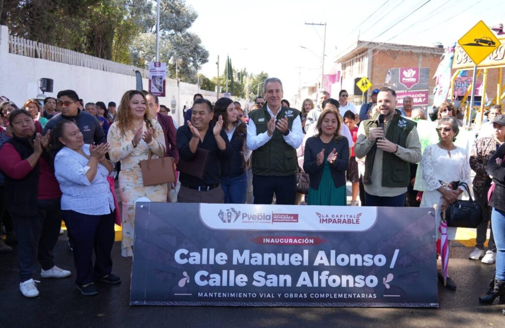 Entrega Pepe Chedraui rehabilitación vial en Santa Margarita