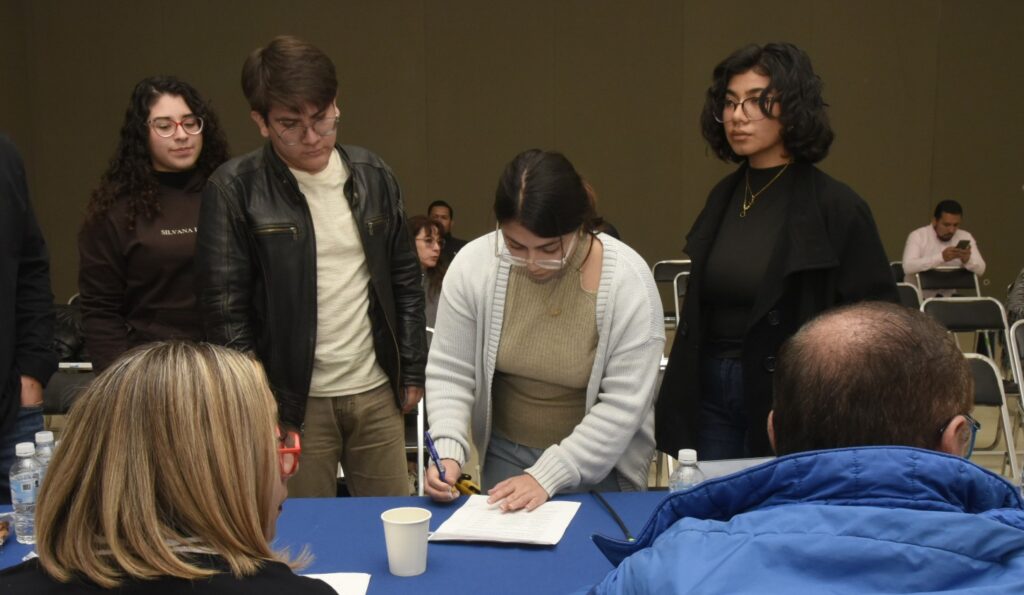Cierran en la BUAP jornadas de trabajo con estudiantes