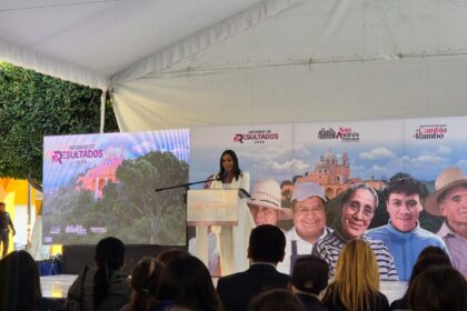 Lupita Cuautle presenta informe trimestral en San Bernardino Tlaxcalancingo