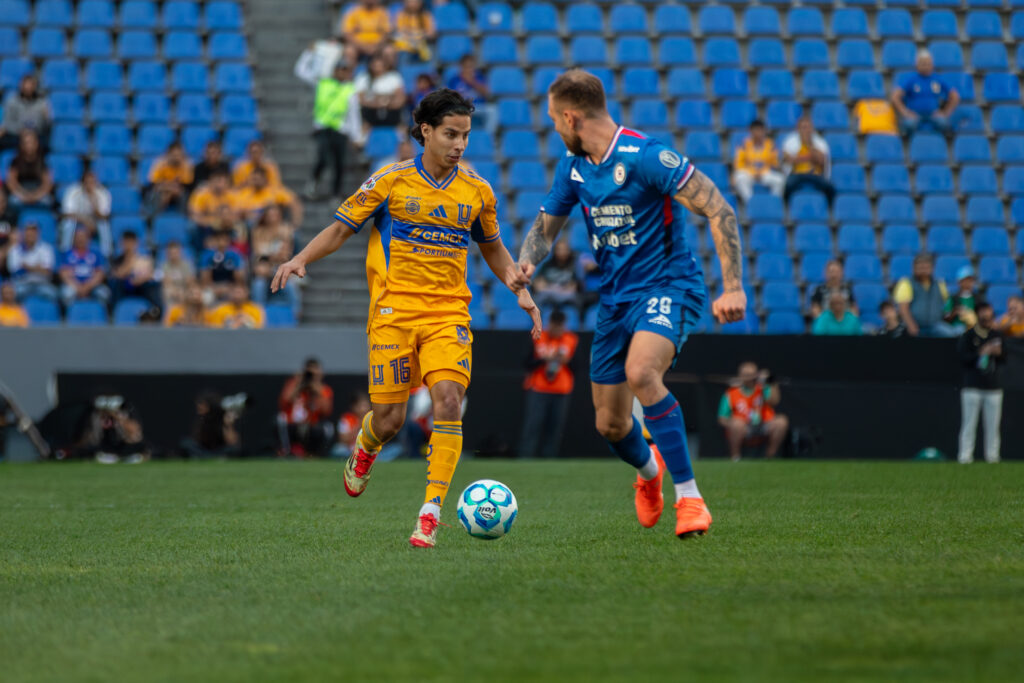 Cruz Azul vs Tigres|J6 Liga MX CL 26. Foto: Ludwin Cuevas
