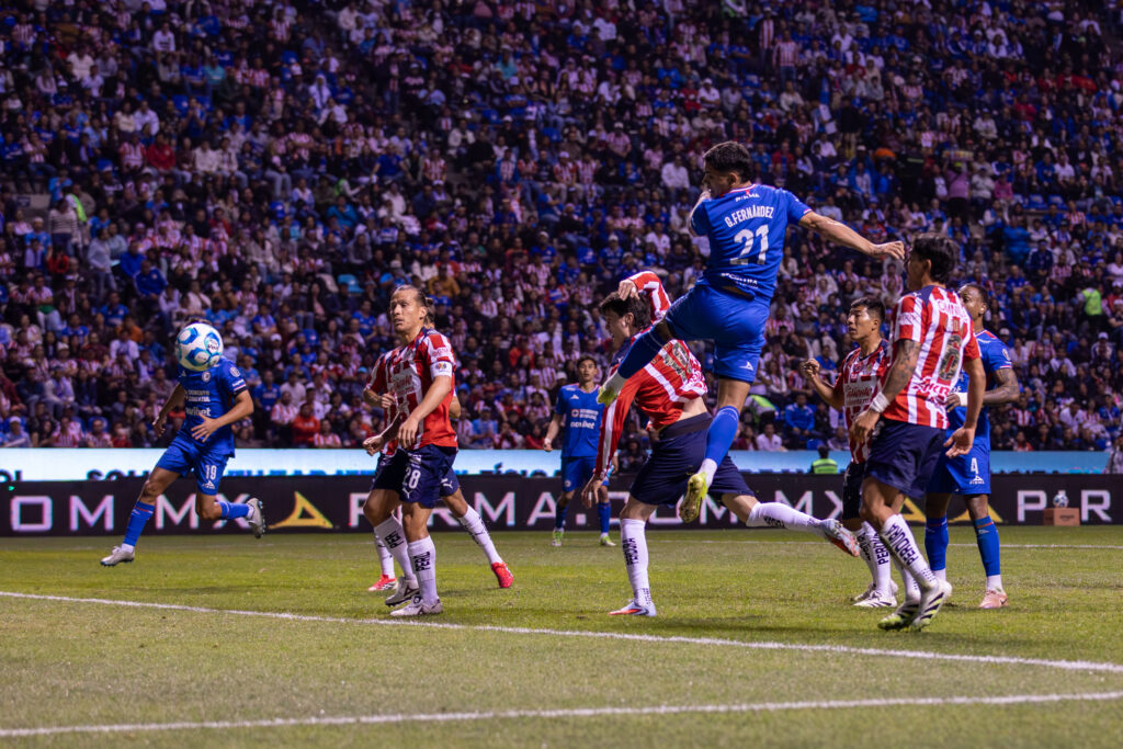 J7 Cruz Azul vs Chivas CL26. Foto: Ludwin Cuevas