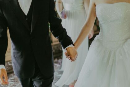 Matrimonios colectivos gratuitos unen a 1,786 parejas en Puebla