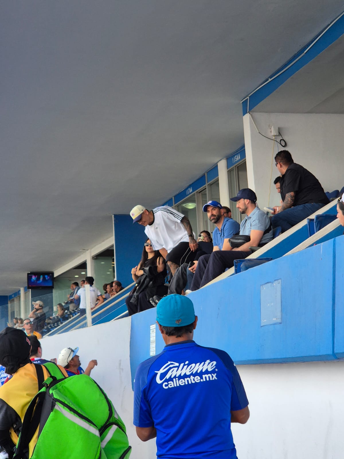 Toro Fernández presente en el Cuauhtémoc