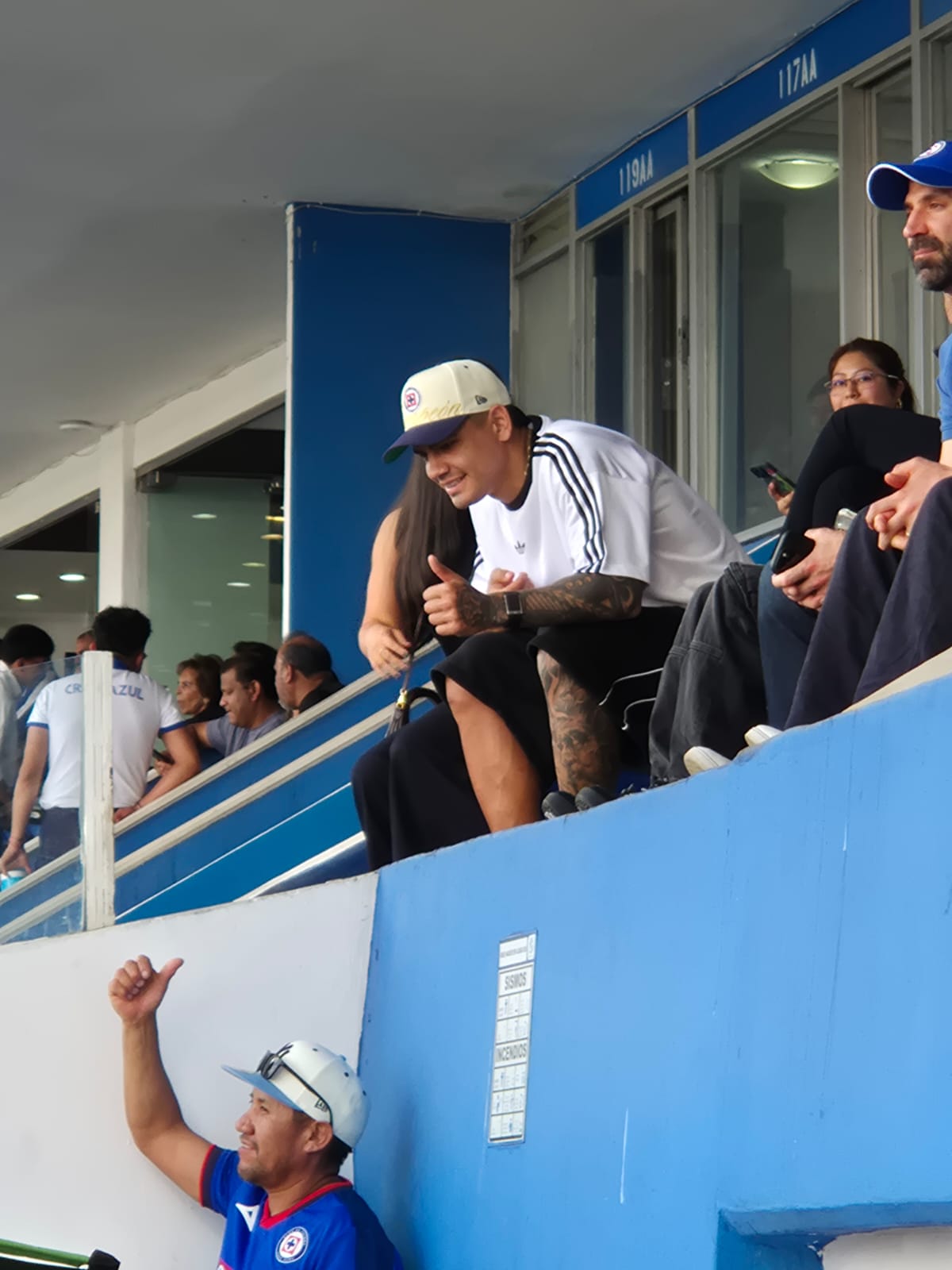 Toro Fernández presente en el Cuauhtémoc