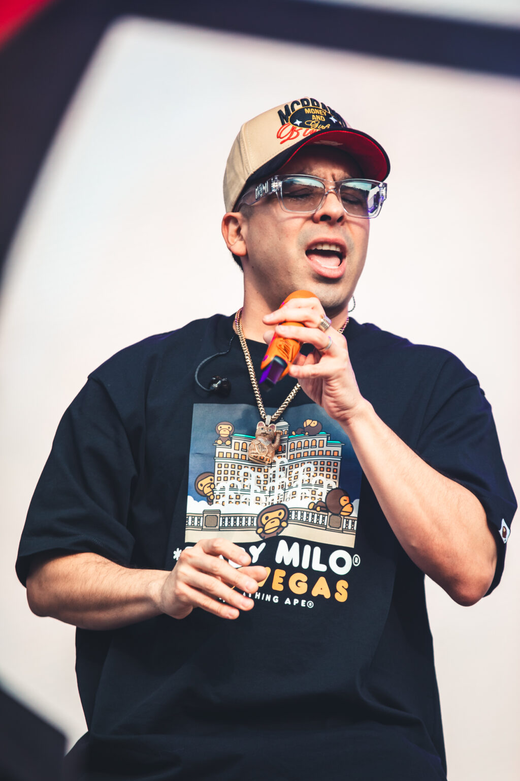 MC Davo enciende el Resuena Dos Equis 2026